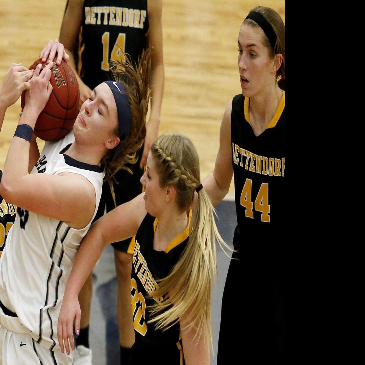 Pv Toughs One Out To Forge 4 Way Tie Atop Mac Girls Standings