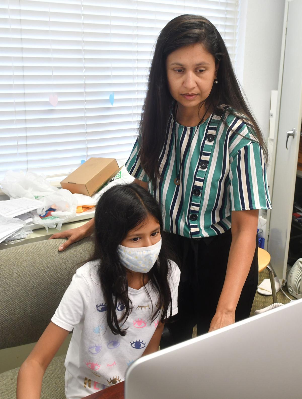 081221-qc-nws-hotelsrecover-096