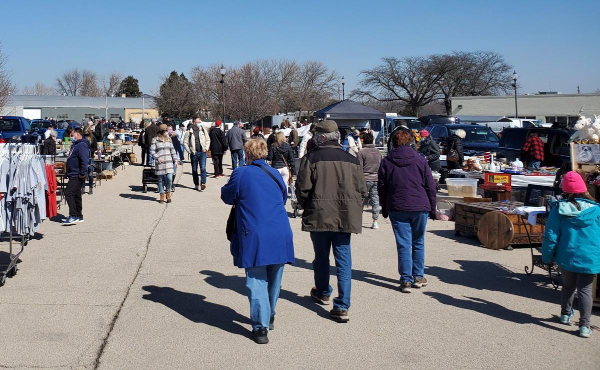 These five flea markets are an easy day trip from the QuadCities