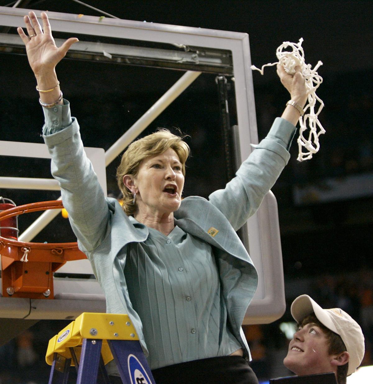 Obit Pat Summitt Basketball