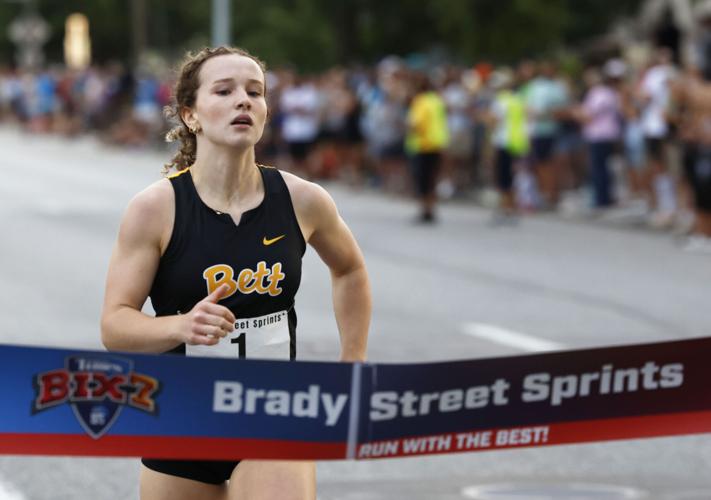 072326-qc-nws-bradystreetsprints 0273.jpg