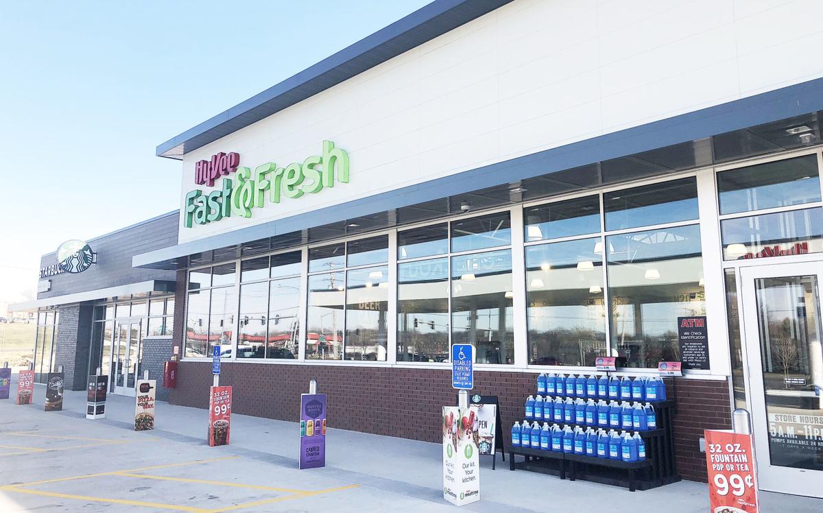 First convenience storestyle HyVee opens in Davenport
