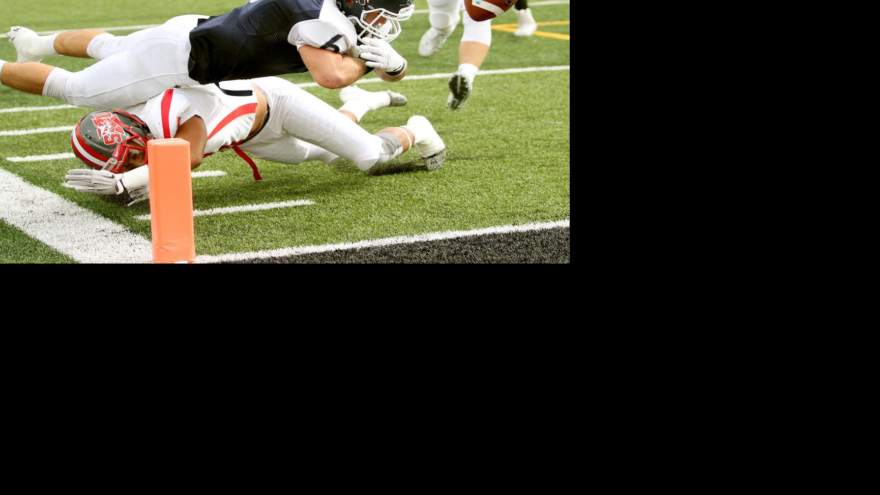 Photos St. Ambrose vs Saint Xavier Football St. Ambrose Sports