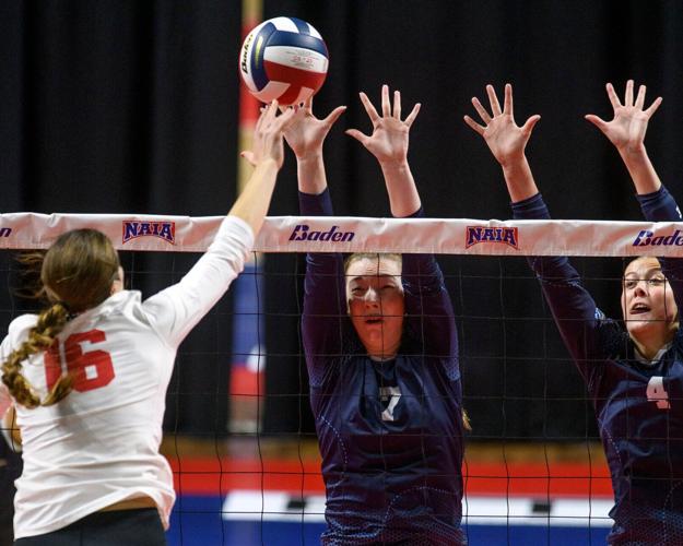 COLLEGE VOLLEYBALL Northwestern tops St. Ambrose in four sets at nationals