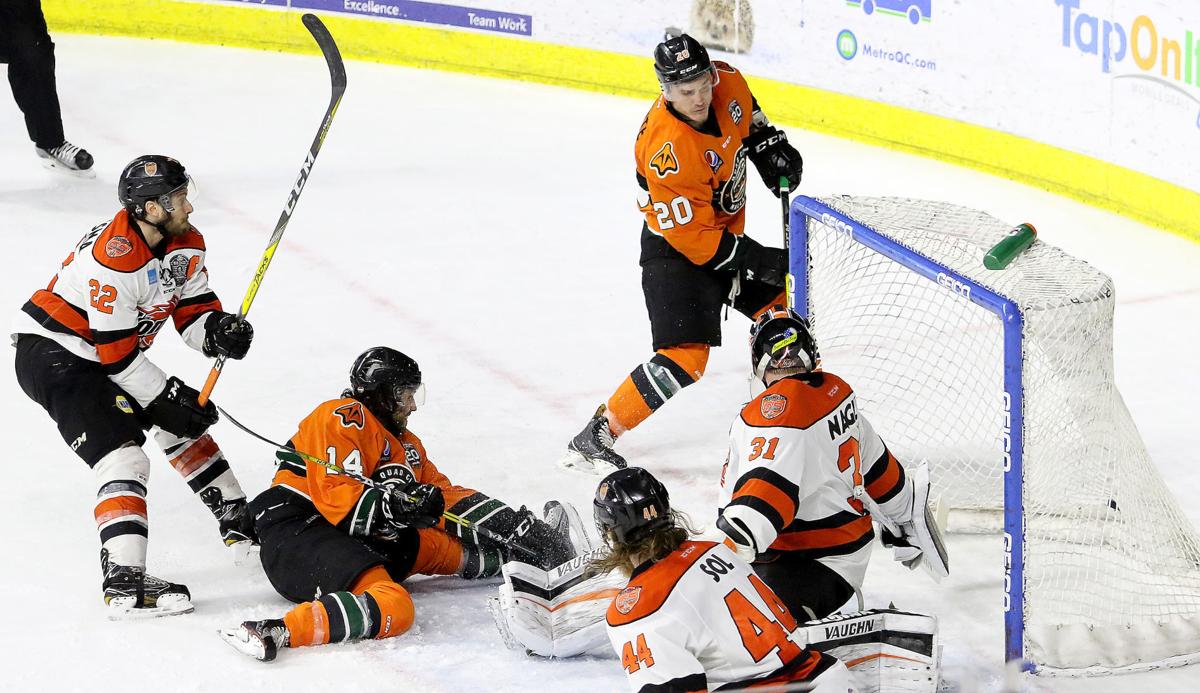 042217-mallards-komets-gm5-009