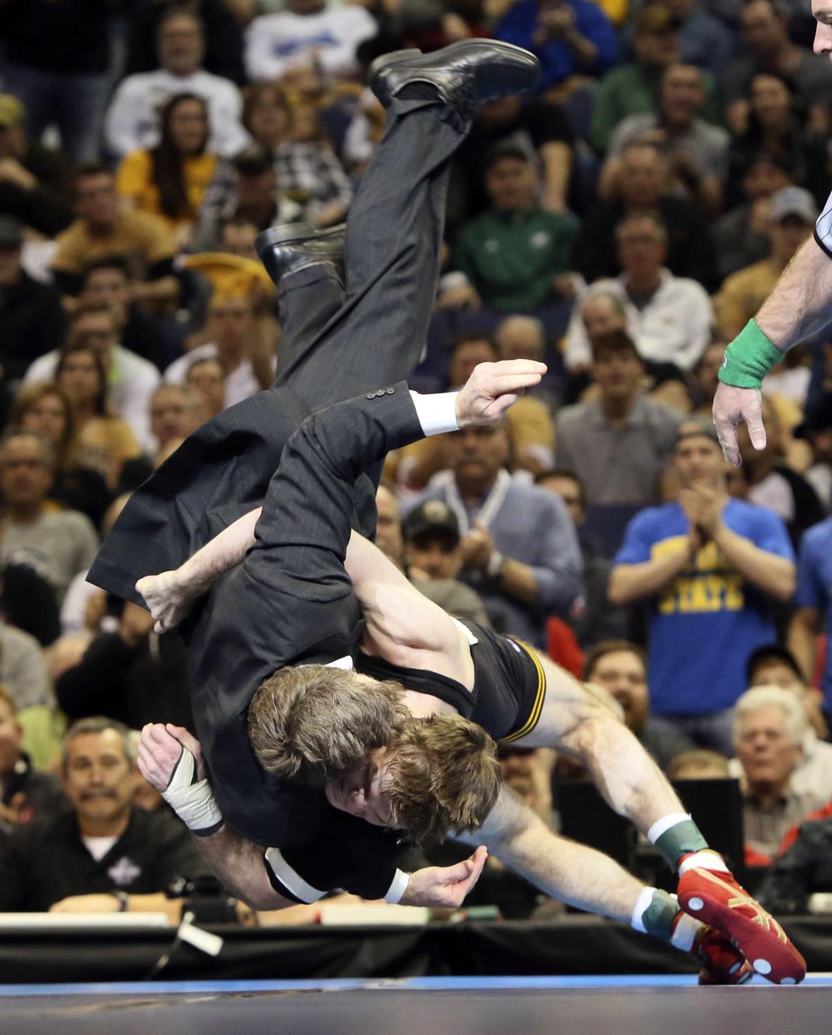 Hawkeyes' Clark wins national title at 133 pounds Iowa Hawkeyes