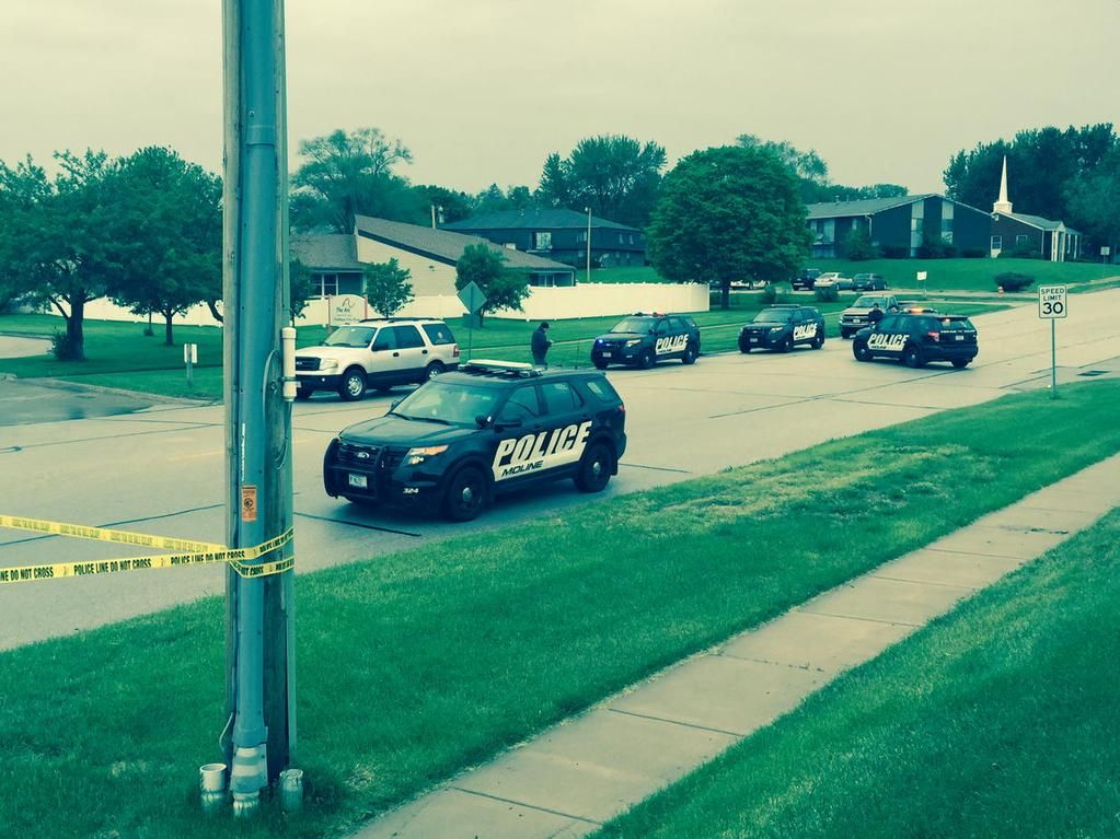 One dead, one wounded in Moline shooting Local Crime & Courts