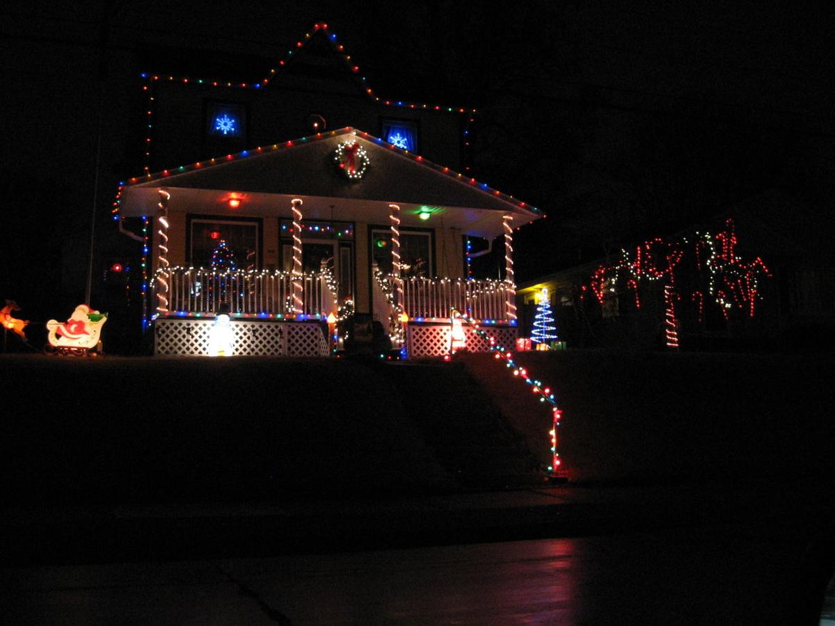 1208 Lombard Xmas 2015