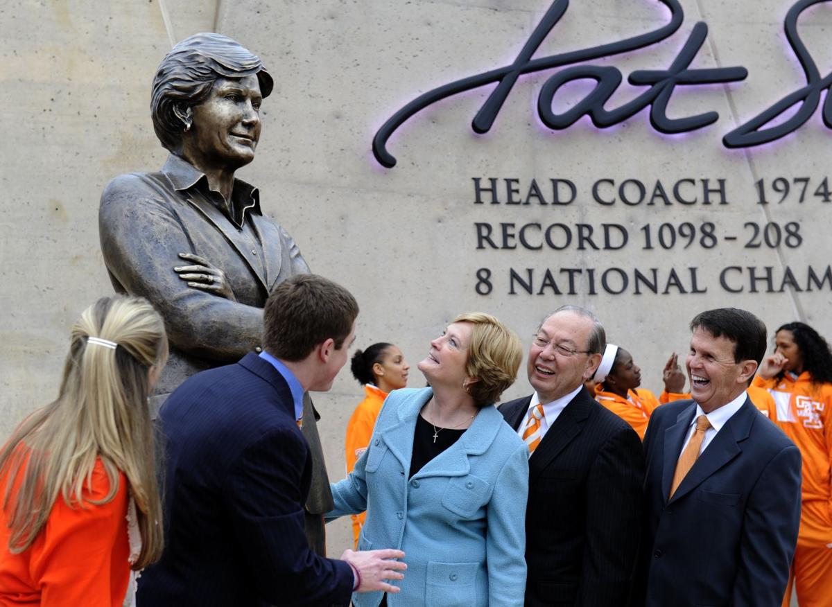 Obit Pat Summitt Basketball