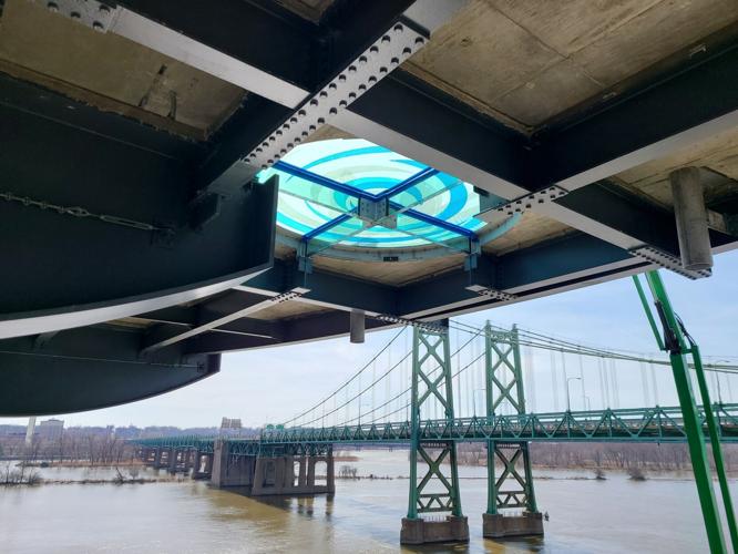 Oculus on I-74 bridge