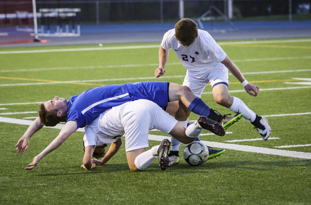 041717-PV-CENTRAL-SOCCER-021