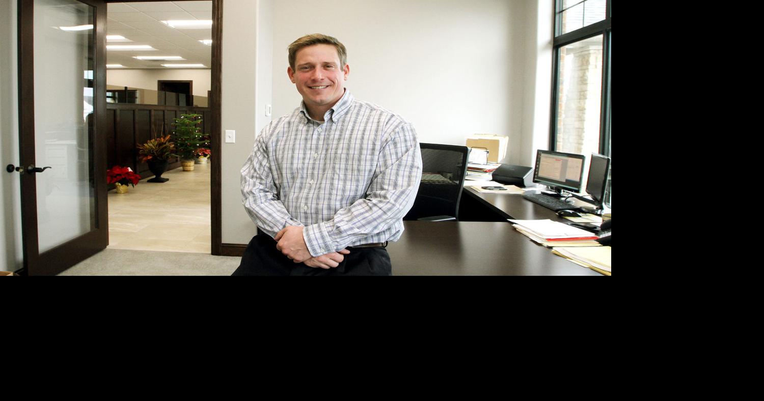 Porter Insurance, more take root at site of former Eldridge eatery