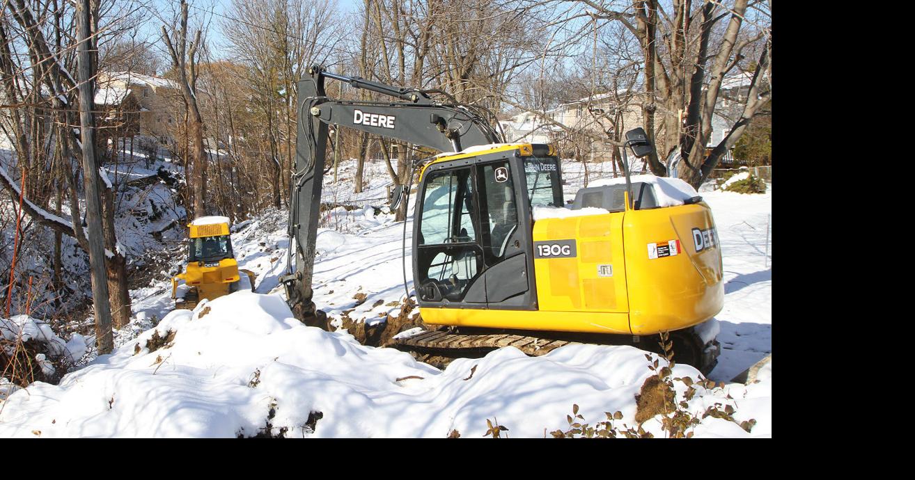 Court orders work to stop along Bettendorf #39 s Stafford Creek
