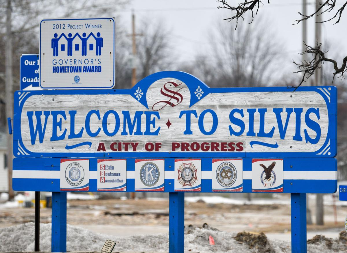 The Big Story How is Silvis growing while its Illinois counterparts