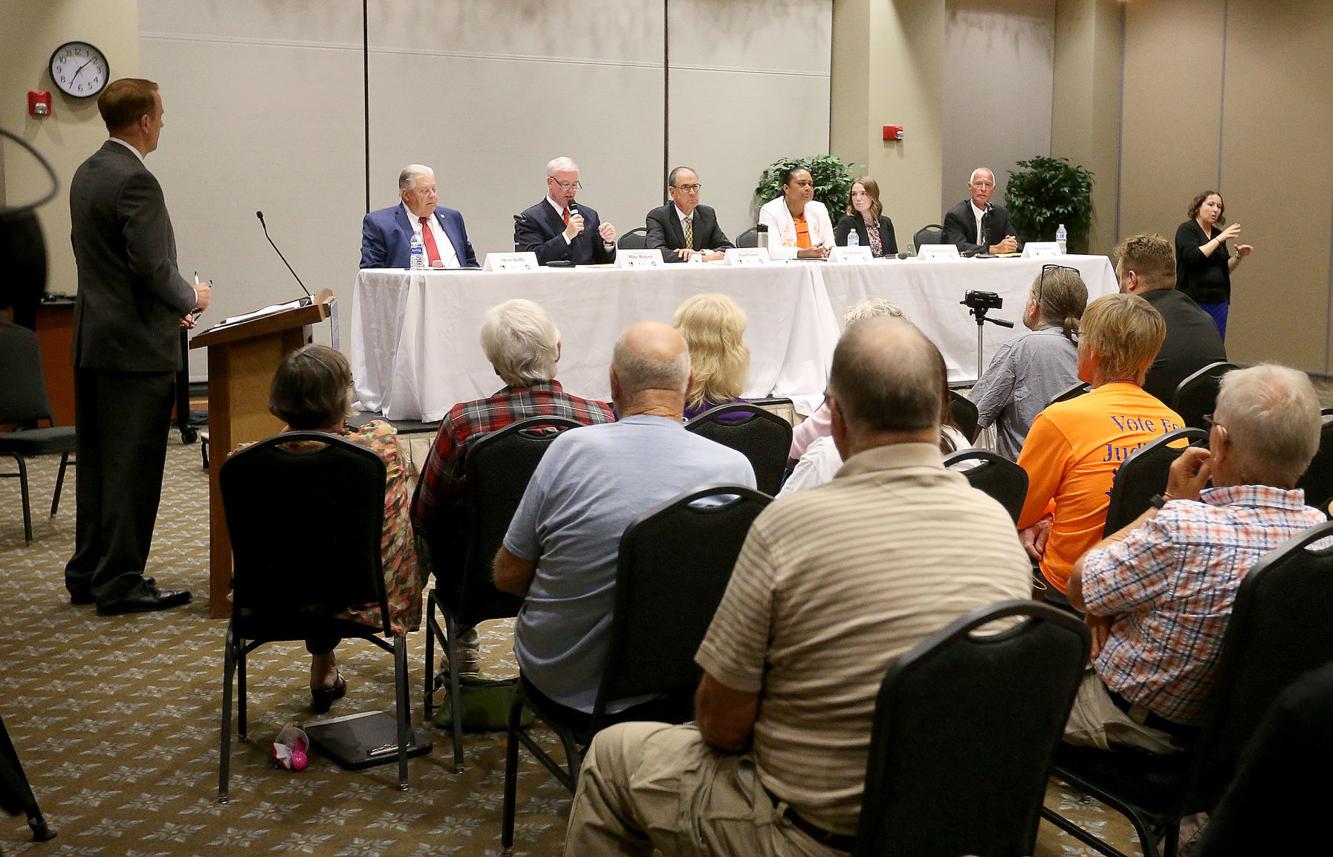 Davenport mayoral candidates talk streets, flood control, marijuana