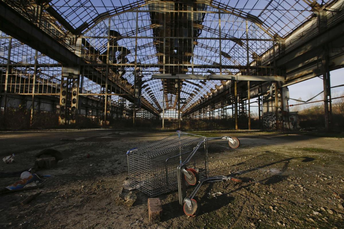 Italy Abandoned Factories Photo Gallery