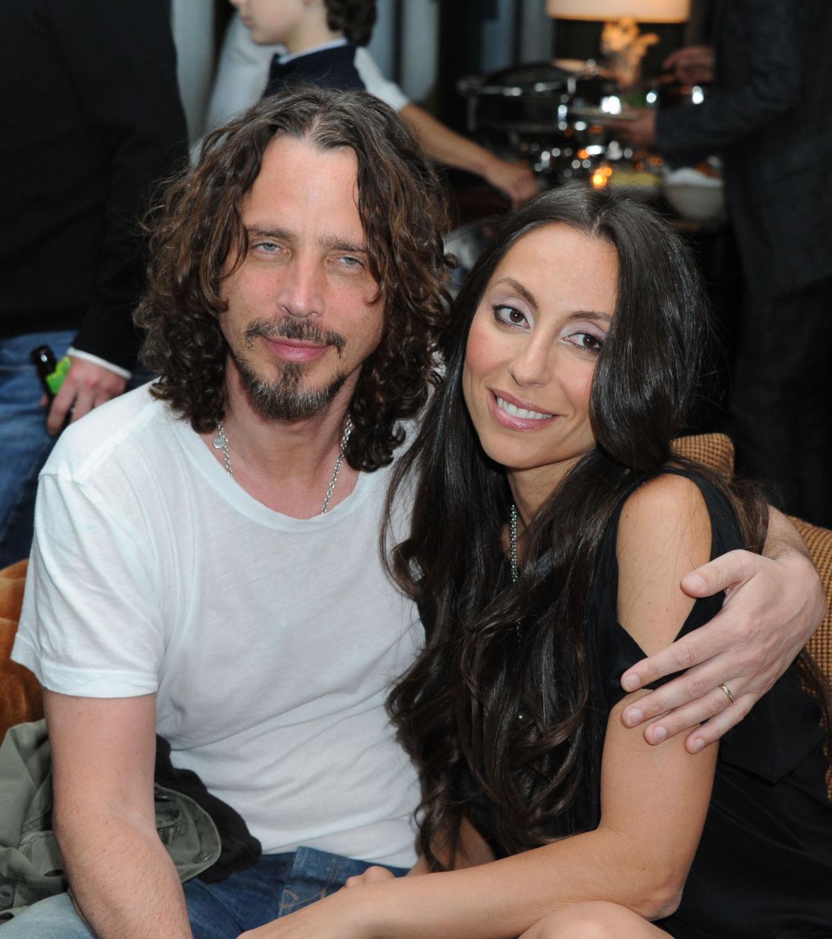 2012: Vicky Karayiannis, Chris Cornell