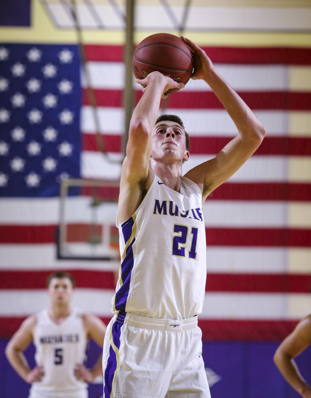 Photos Clinton Basketball At Muscatine High School Boys