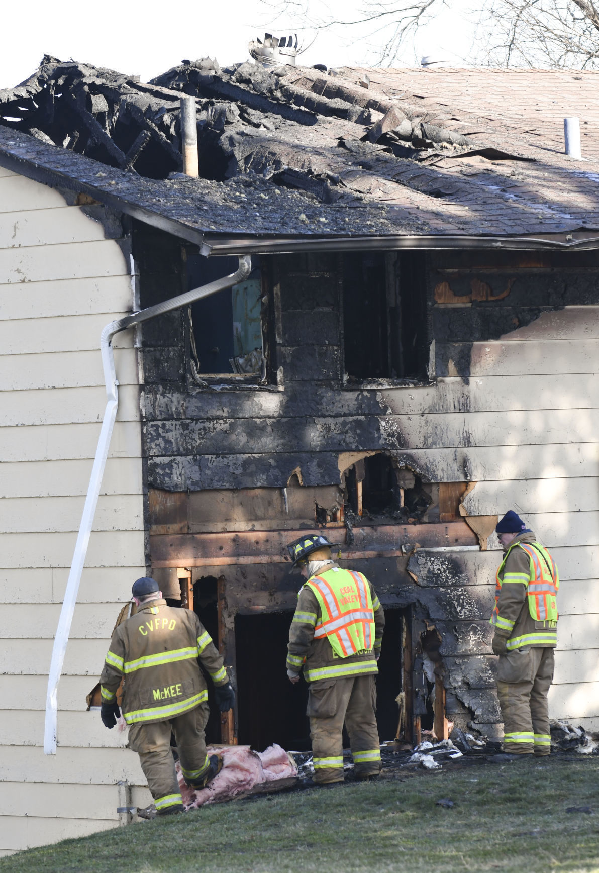 Smoke detector alerts 3 to Coal Valley house fire Local News