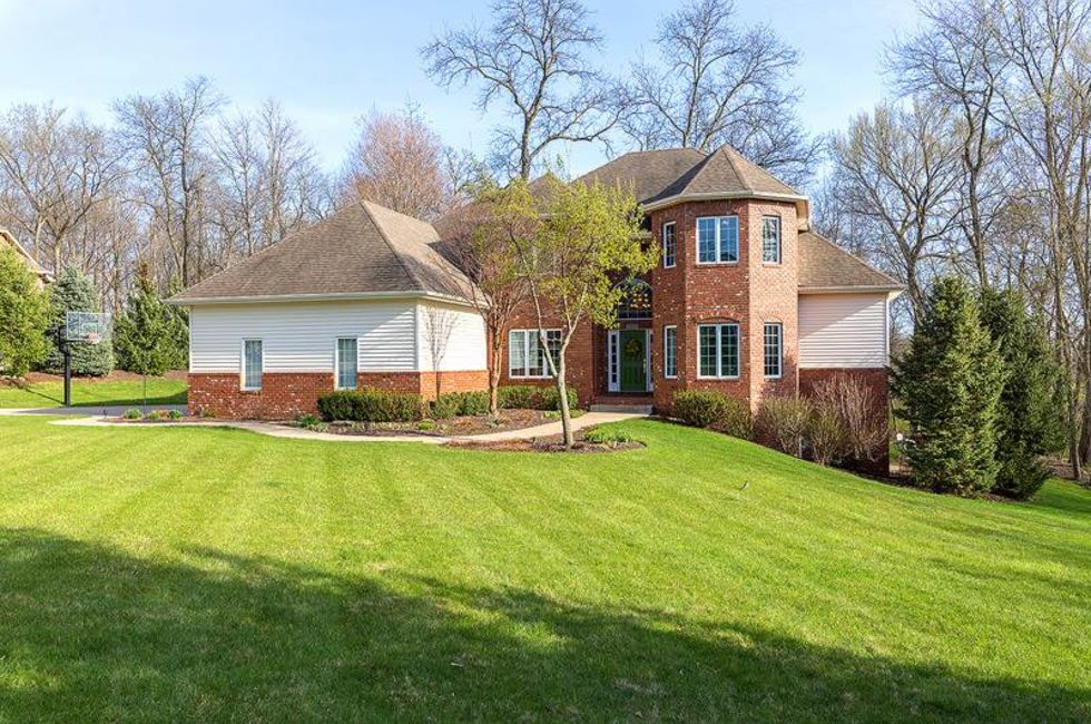 Big Homes Just Listed in the Quad Cities Area Home & Garden