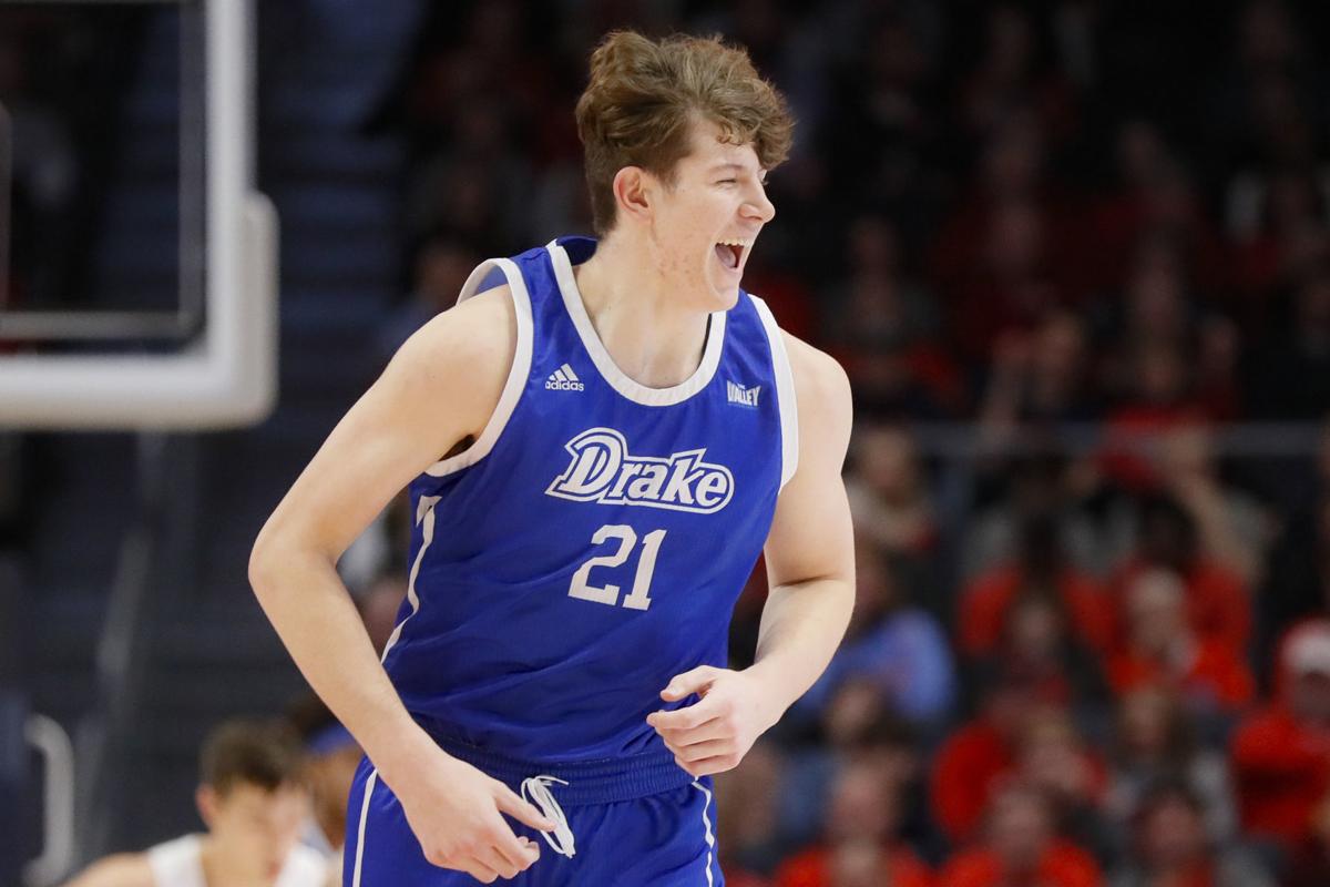Robbins Emerges As Dominant Big Man For Drake Basketball