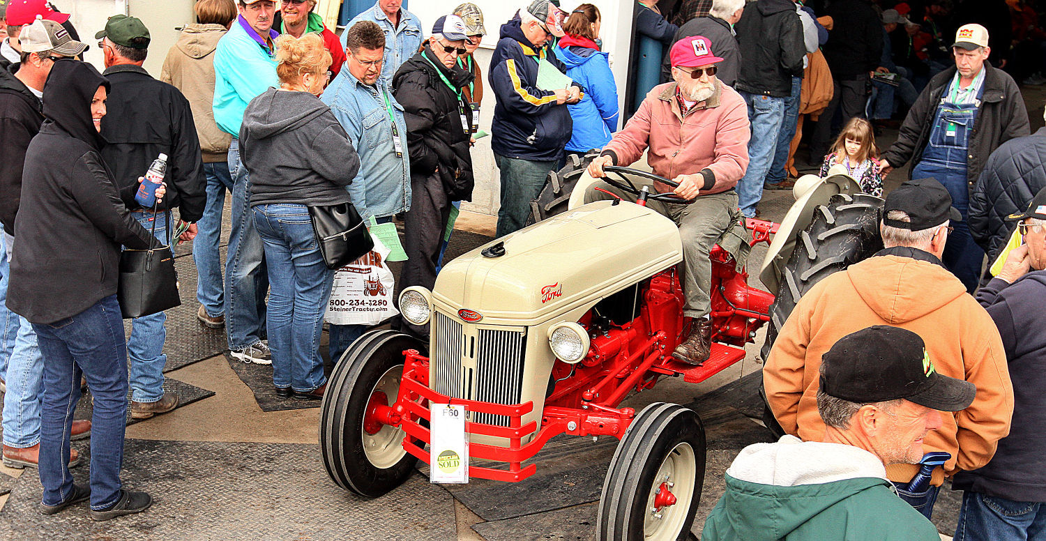 Photos: Mecum Gone Farmin' Tractor Auction | Economy | Qctimes.com