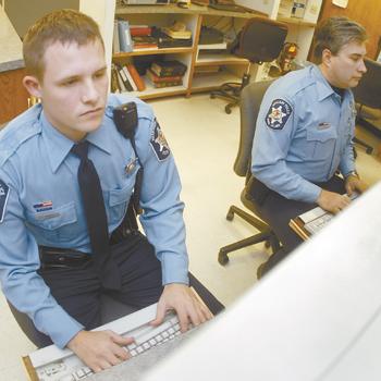 reasons to be a police officer