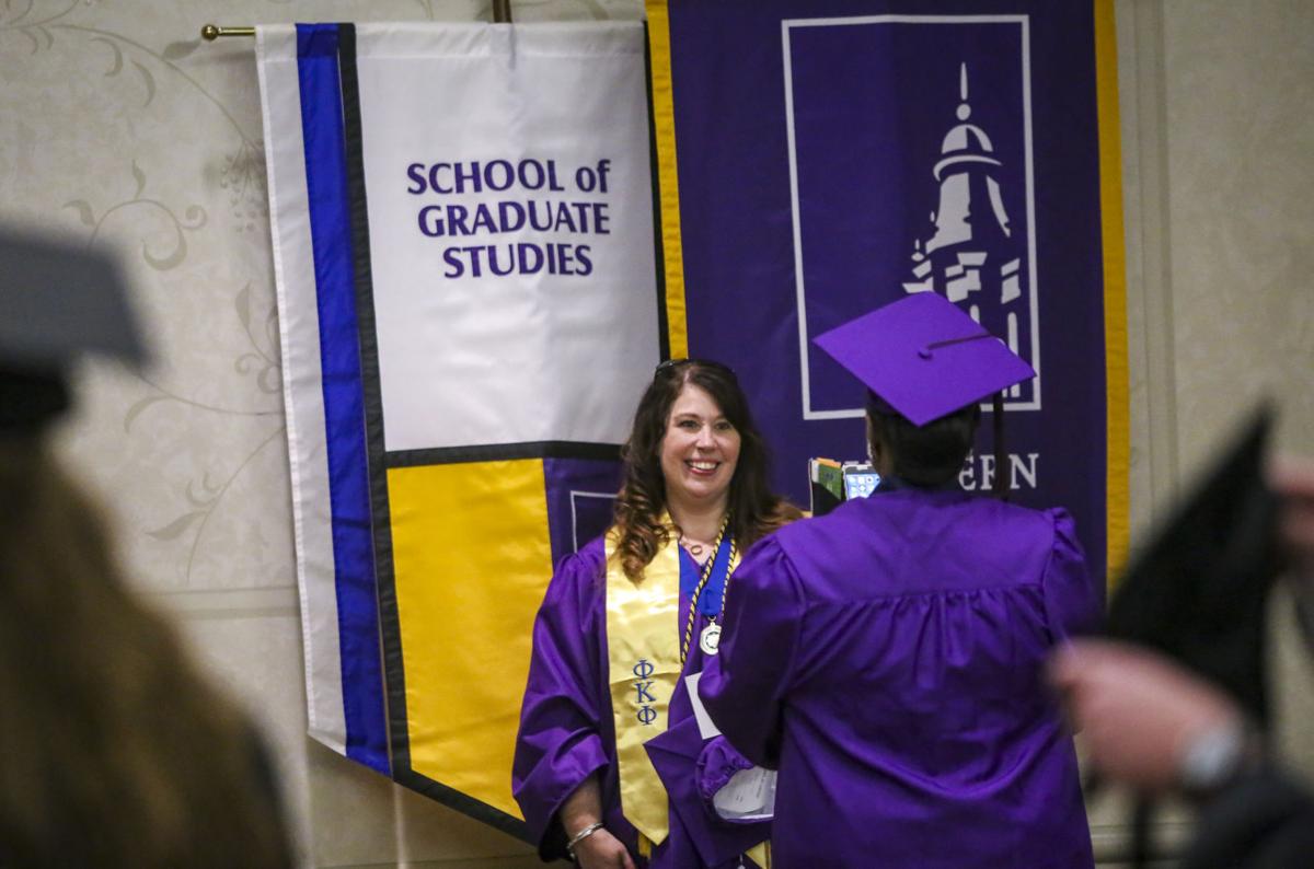 051417-WIU-QC-GRADUATION-024