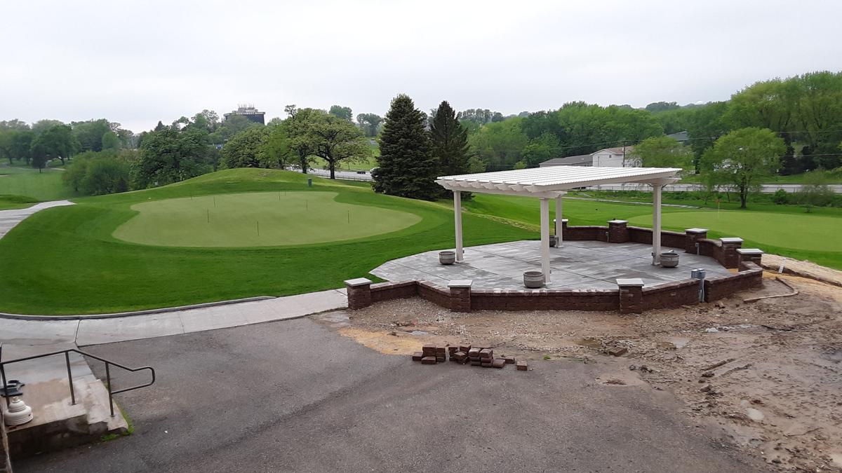 Palmer Hills Golf Course new putting green and pavilion