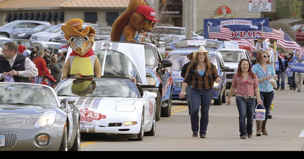 Thousands enjoy Bettendorf parade