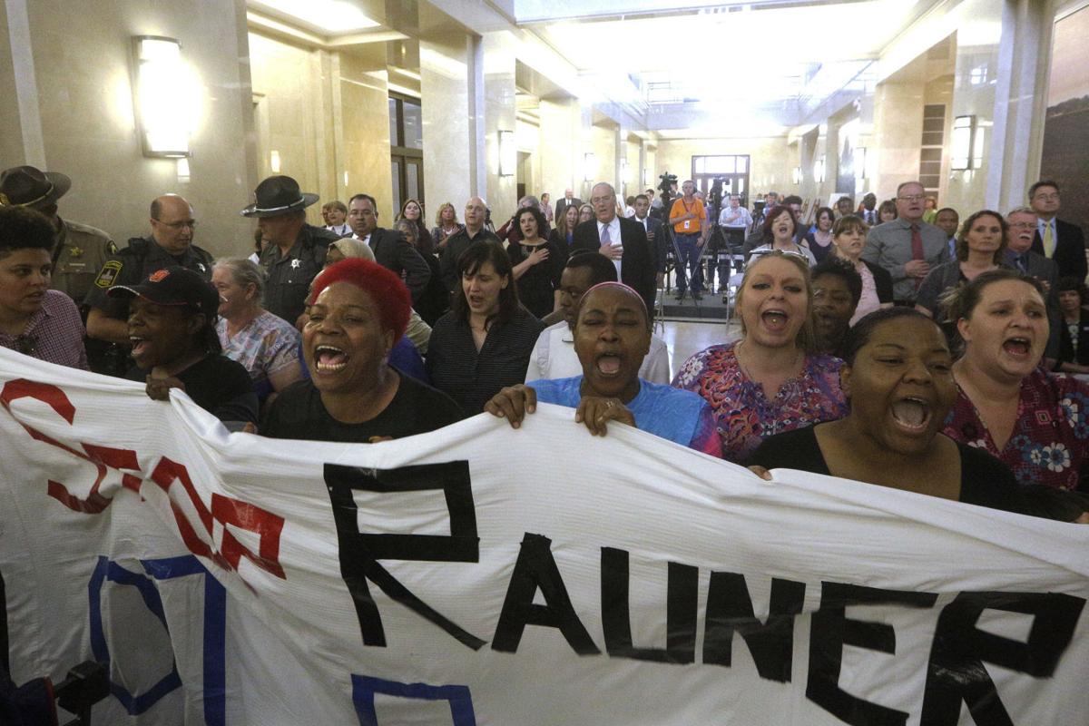 Illinois home care providers object to overtime restrictions Illinois