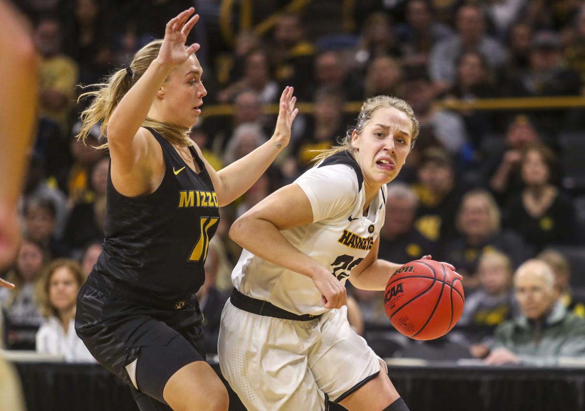032419-qct-spt-ncaa-women-012