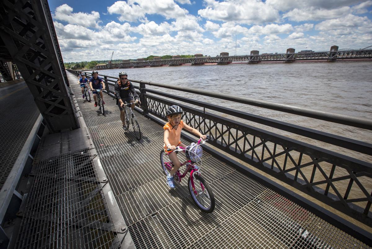 061817-RIDE-THE-RIVER-004