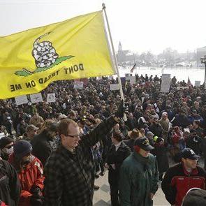 Iowans could soon have 'don't tread on me' license plates - Vimarsana News