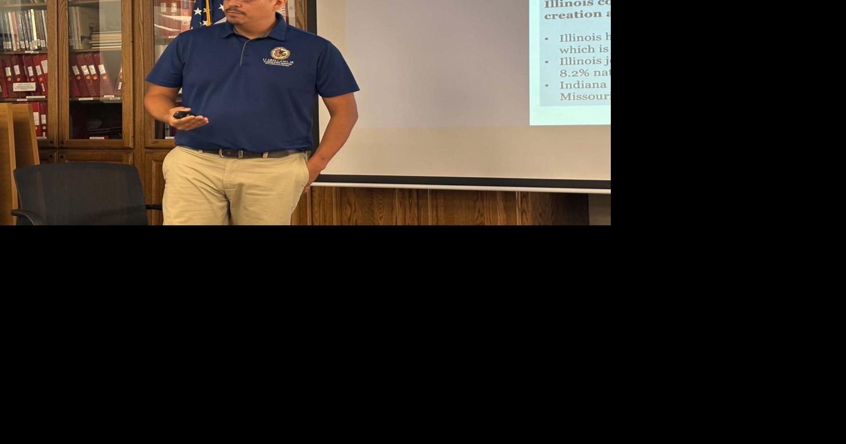 Illinois state senators hold town hall in Port Byron, talk Tyson closure