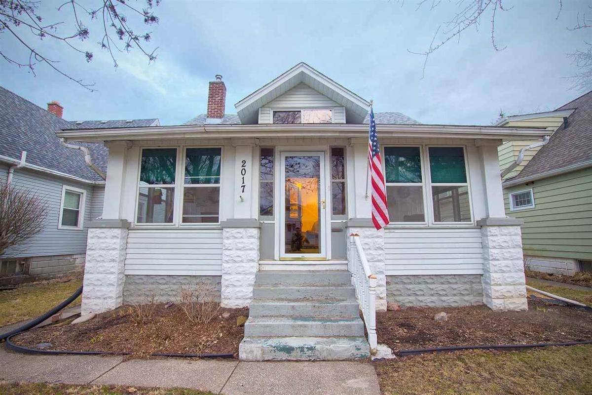 2 Bedroom Home in Rock Island - $119,000