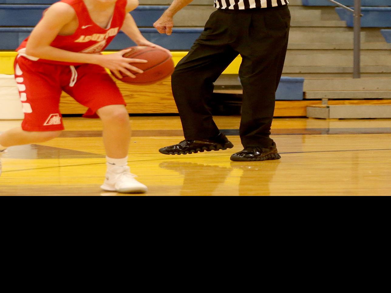 Most Sports Officials Don T Do It For The Money Sports Qctimes Com