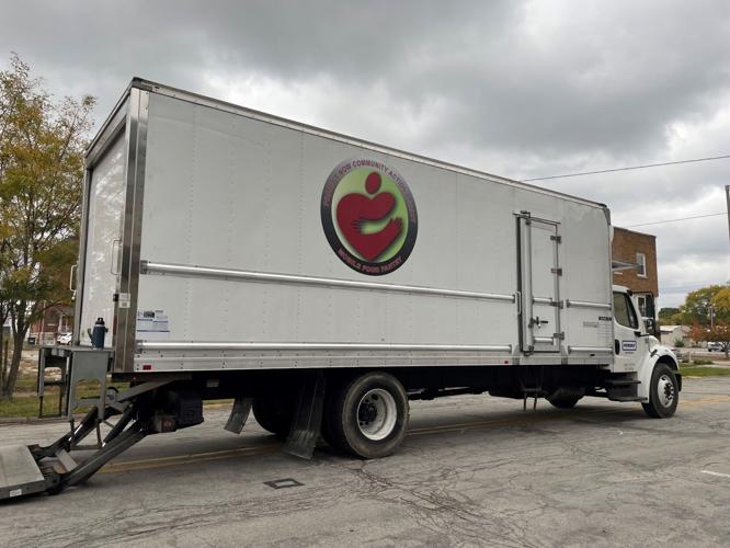 Project NOW establishes mobile food pantry to reach QuadCities food
