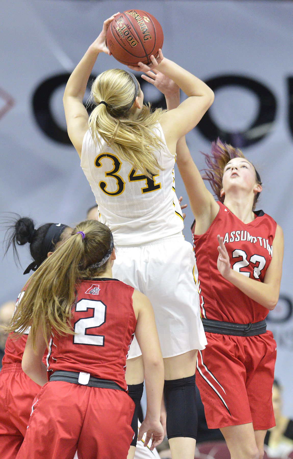 Davenport Assumption vs Center Point-Urbana state basketball