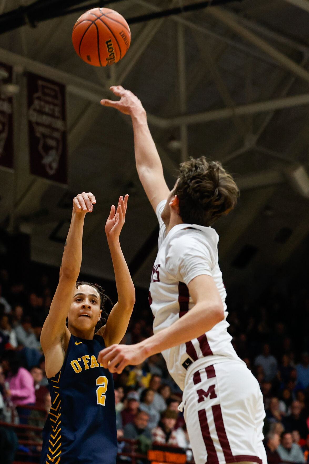 Prep boys basketball: Moline routs O'Fallon, claims first sectional title  in 19 years