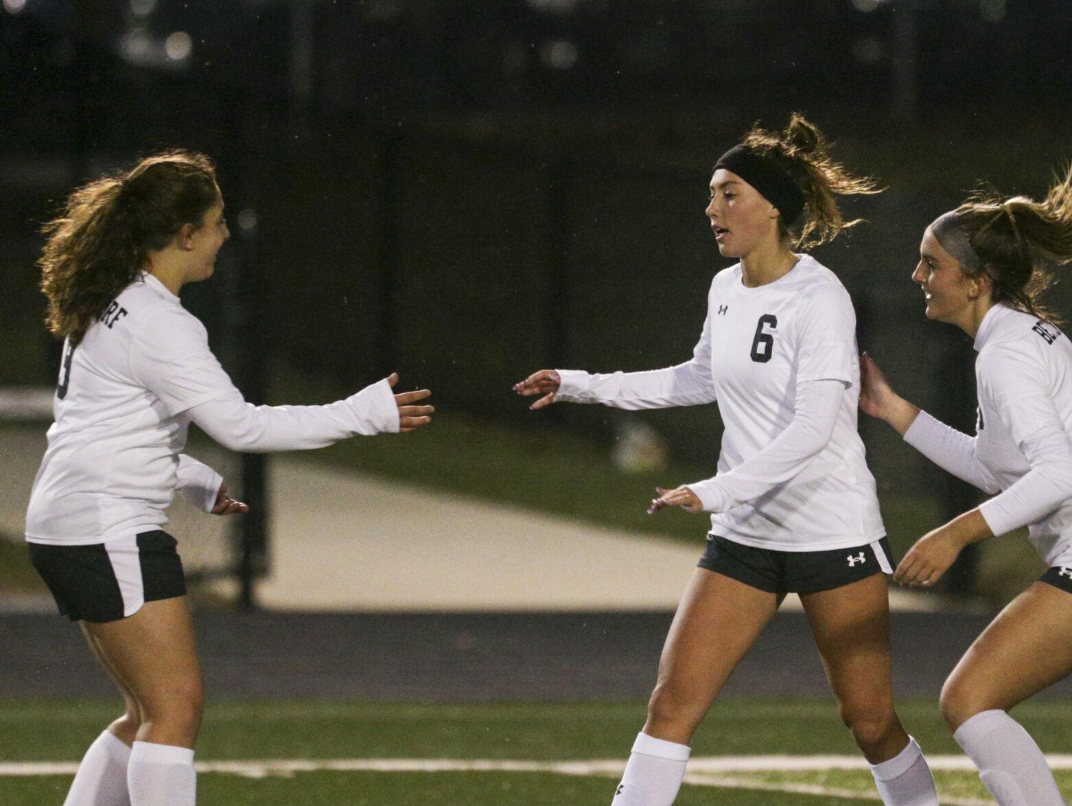 Photos Bettendorf Girls Soccer Blanks Davenport Central 4 0 High School Soccer Qcvarsity Com Qctimes Com Photos Bettendorf Girls Soccer Blanks Davenport Central 4 0 High School Soccer Qcvarsity Com Qctimes Com