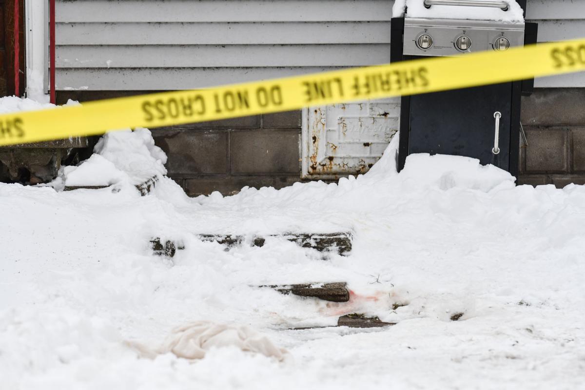 Officials identify woman who was found dead outside home in Barstow