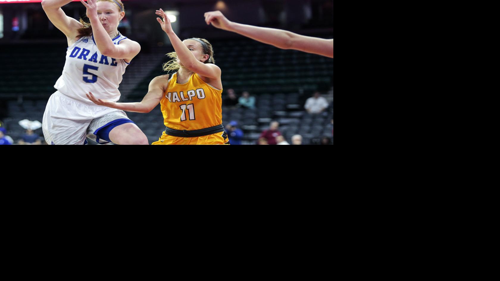 Drake Clobbers Valpo In Mvc Women S Quarterfinals College Sports