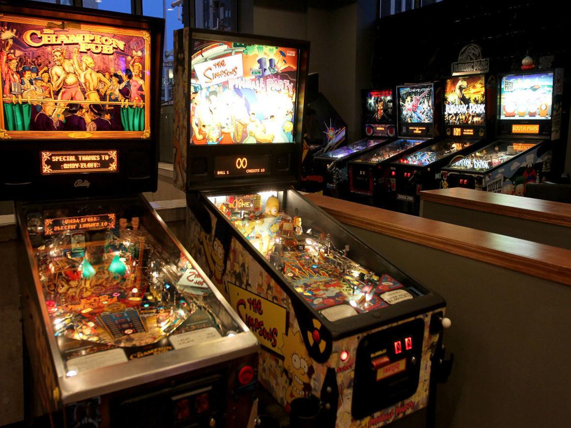 Old-school video gamers share their passion at Analog Arcade Bar