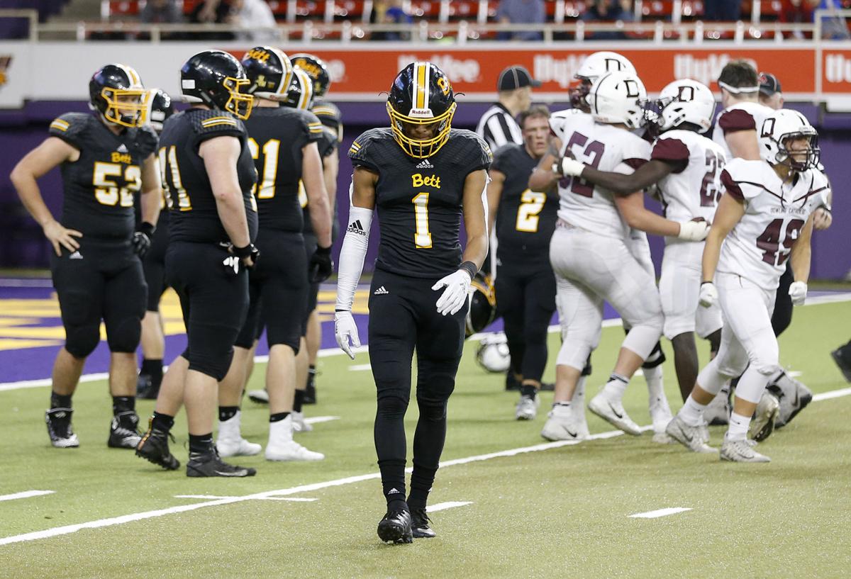 Bettendorf falls 'an inch short' in four-overtime battle with Dowling