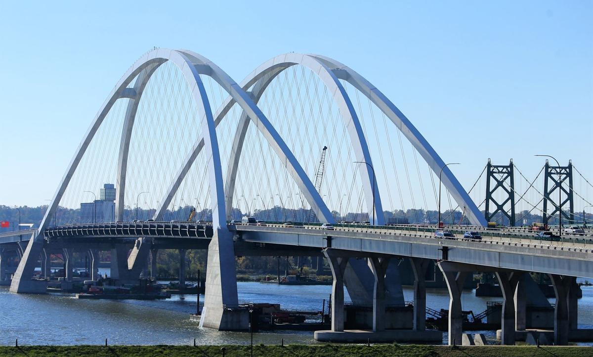 Here's your chance to walk on the new I-74 bridge in the Quad-Cities, image size:1200x722