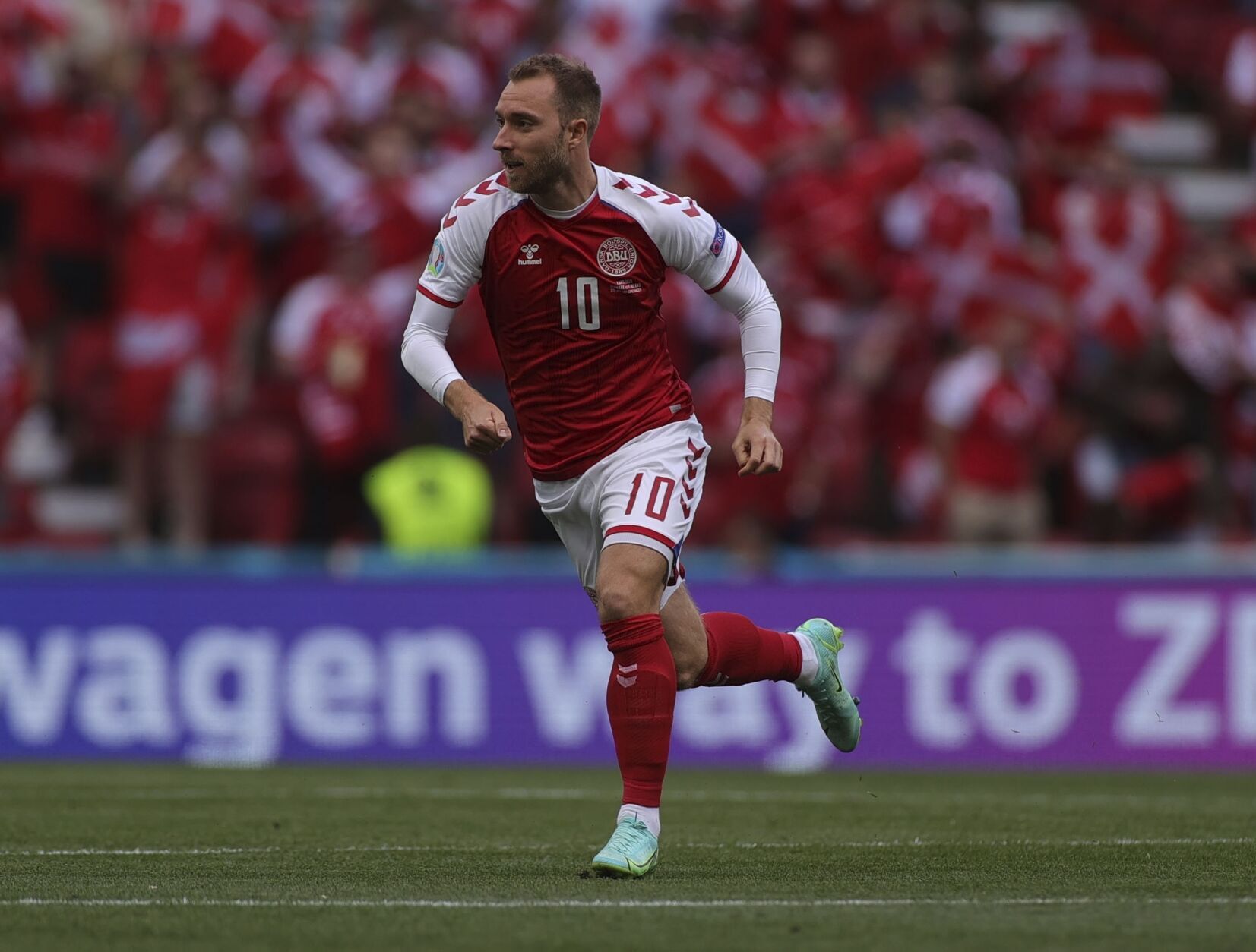 Denmark In 'national Shock' After Soccer Star Christian Eriksen's Collapse