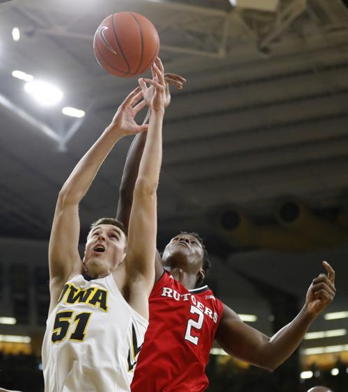 Baer S Finale Spoiled By Hot Shooting Rutgers Iowa Hawkeyes