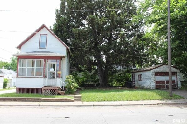 1 Bedroom Home in Rock Island - $29,900
