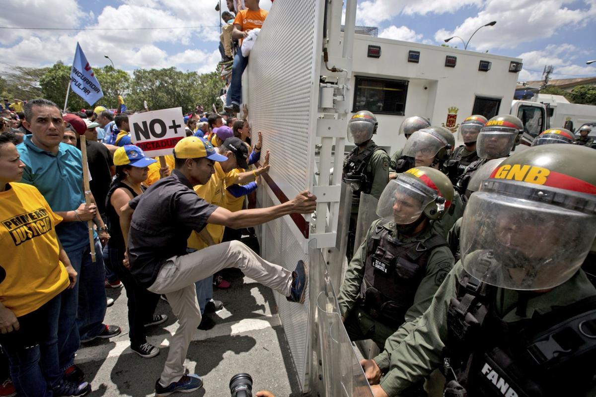 APTOPIX Venezuela Politcal Crisis